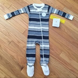 Burt’s Bees Baby - Snug fit one piece